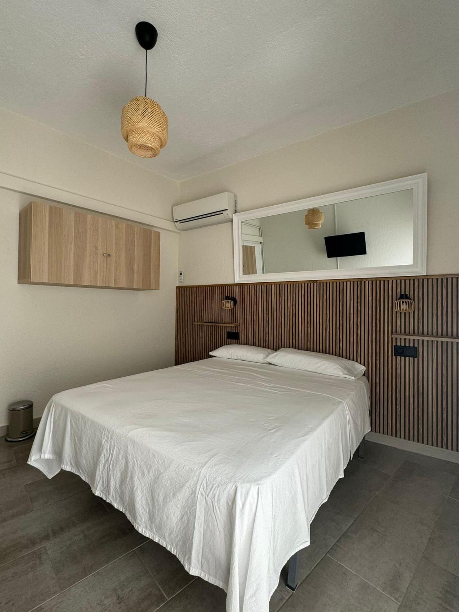 Hostal Restaurant Casa Comaulis La Vajol Экстерьер фото
